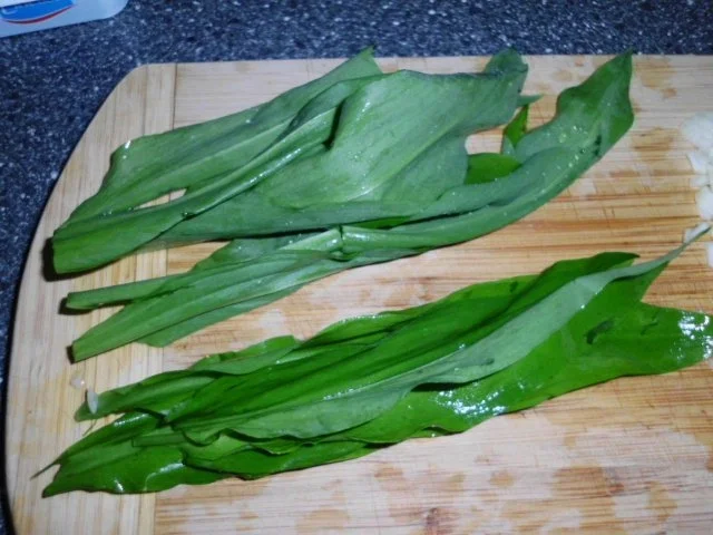 Filet mit rotem Pfeffer, dazu Bratkartoffeln mit Rosmarin und Spargel mit Bärlauchsauce - Rezept - Bild Nr. 4
