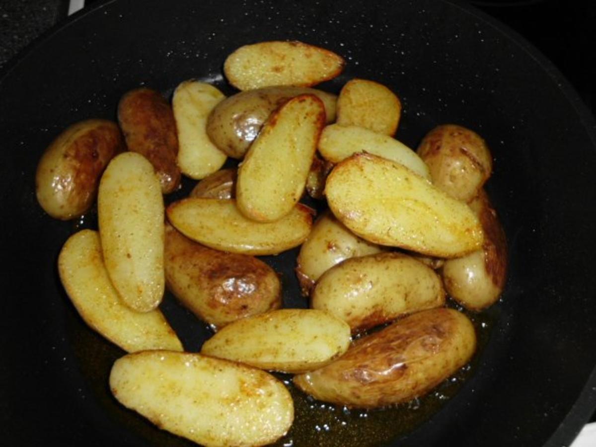 Filet mit rotem Pfeffer, dazu Bratkartoffeln mit Rosmarin und Spargel mit Bärlauchsauce - Rezept - Bild Nr. 10