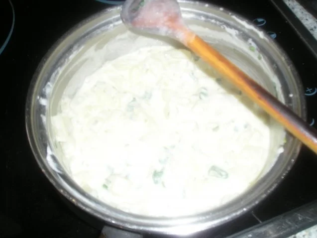 Rezept: Kohlrabi mit Rahmsauce (eingemachter Kohlrabi) Bild Nr. 5 Kohlrabi mit Rahmsauce (eingemachter Kohlrabi) - Rezept - Bild Nr. 5