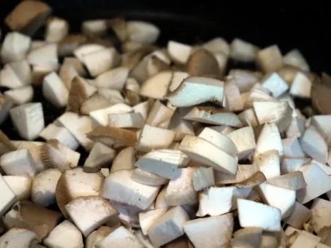 Rezept: Kräuterseitlings-Hähnchen-Pfanne Bild Nr. 9 Kräuterseitlings-Hähnchen-Pfanne - Rezept - Bild Nr. 9