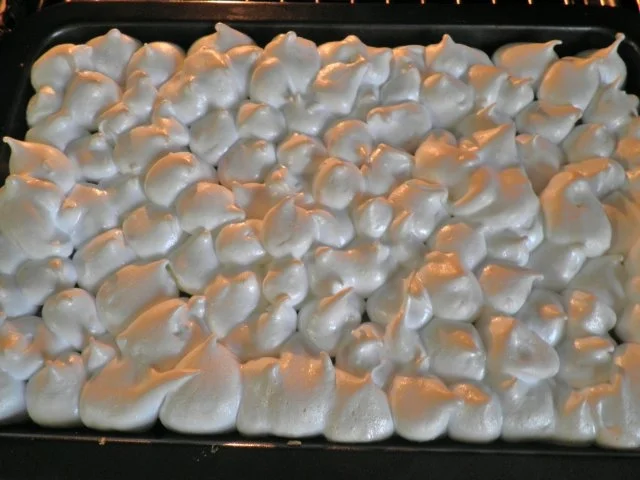 Baiser - Rhabarber - Kuchen ... - Rezept - Bild Nr. 10