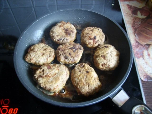 Gemüsemix aus dem Ofen mit Kräuterdip und Bulette - Rezept - Bild Nr. 2