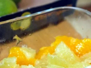 Zitrusfrüchte, Basilikumcreme, Amarettini - Rezept - Bild Nr. 5