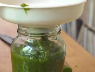 Spaghetti mit Walnusspesto-Sahne - Rezept - Bild Nr. 6