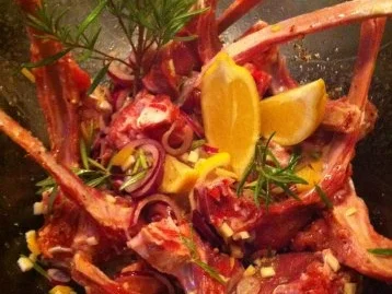 Lammkarrees mit Rippenknochen - Rezept