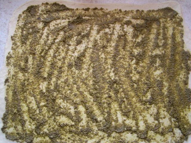 Rezept: Pesto-Schnecken Bild Nr. 4 Pesto-Schnecken - Rezept - Bild Nr. 4