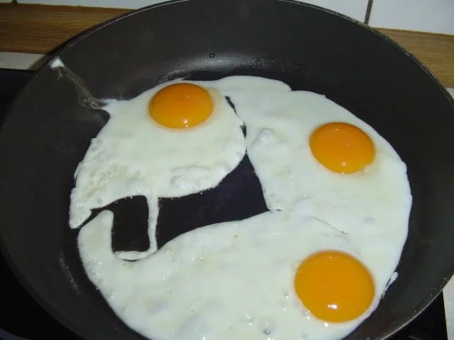 Rezept: Schnitzel mit Spiegelei Bild Nr. 6 Schnitzel mit Spiegelei - Rezept - Bild Nr. 6