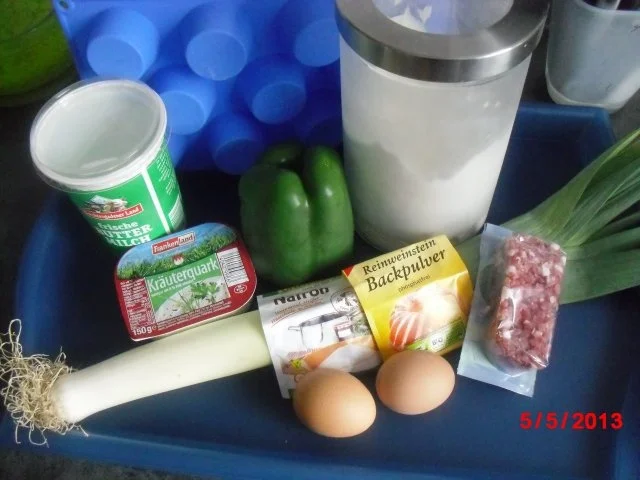 Muffin mit Speckwürfeln und Lauchröllchen - Rezept - Bild Nr. 3