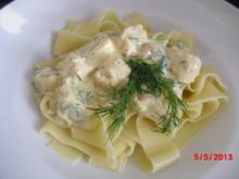 Lachs in Zitronen-Sahnesauce mit Tagliatelle - Rezept