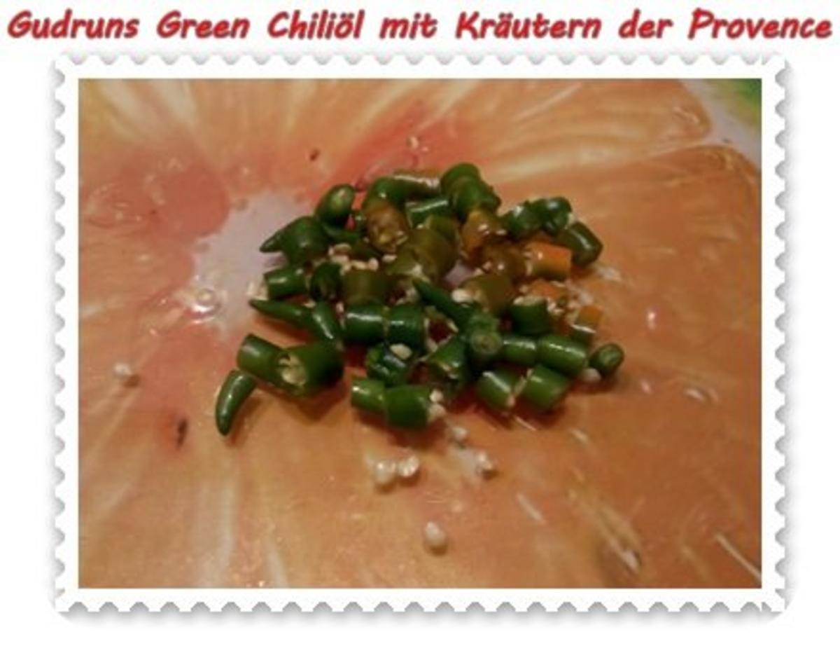 Öl: Green Chiliöl mit Kräutern der Provence - Rezept - Bild Nr. 3