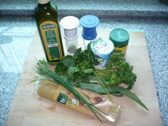 Dinkelspaghetti mit Kräuterrahmschaum - Rezept - Bild Nr. 2