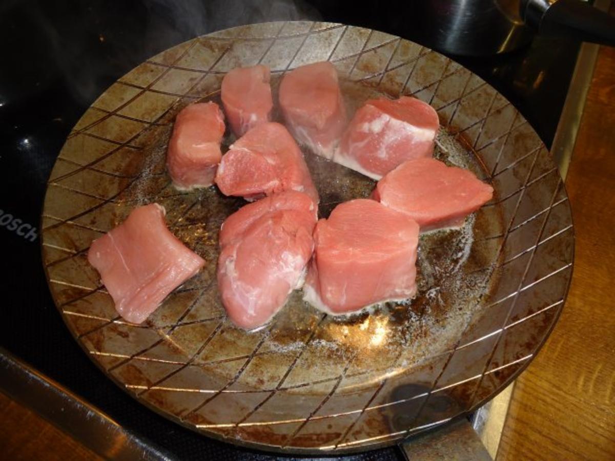 Filet vom Schwein mit Champignon-Bratkartoffeln - Rezept - Bild Nr. 3