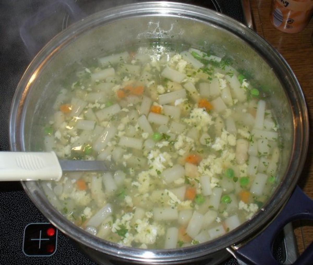 Bilder für Spargelsuppe mit Spargel frisch und Leipziger Allerlei - Rezept