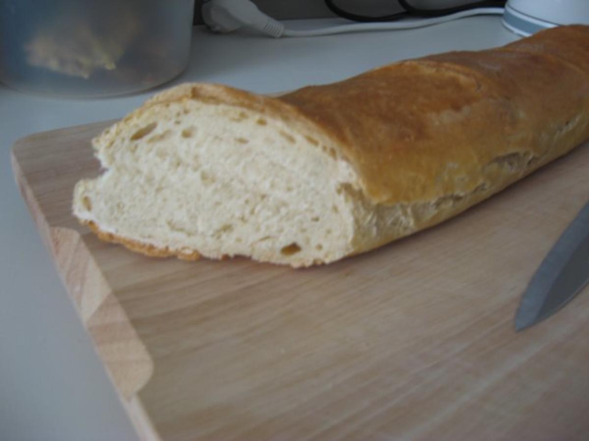 Französisches Baguette - Rezept mit Bild - kochbar.de