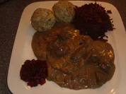 Hirschgulasch mit Sangria - Rezept