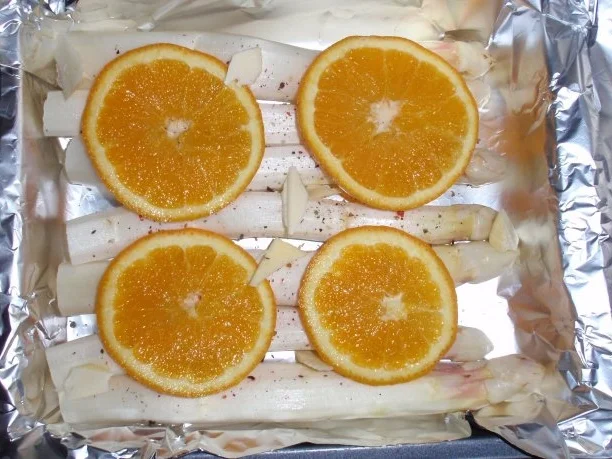 Rezept: fruchtiger Spargelsalat Bild Nr. 4 fruchtiger Spargelsalat - Rezept - Bild Nr. 4