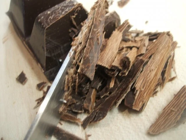 Dessert: Schoko-Pannacotta mit schneller Maracujasoße - Rezept - Bild Nr. 4