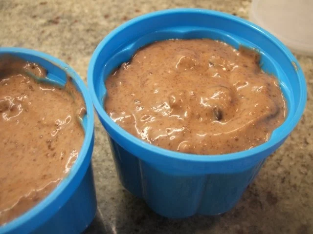 Dessert: Schoko-Pannacotta mit schneller Maracujasoße - Rezept - Bild Nr. 7