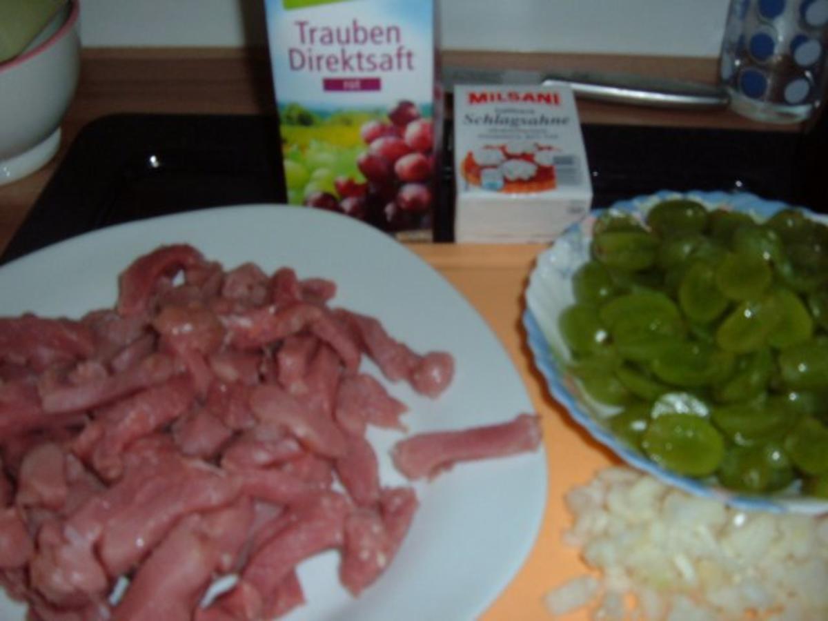 Fleisch : Geschnetzeltes in Trauben - Senfsoße - Rezept - Bild Nr. 3