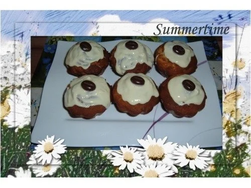 Rezept: Kuchen : Muffins mit Moccabohnen, Marzipan und Amaretto Kuchen : Muffins mit Moccabohnen, Marzipan und Amaretto - Rezept