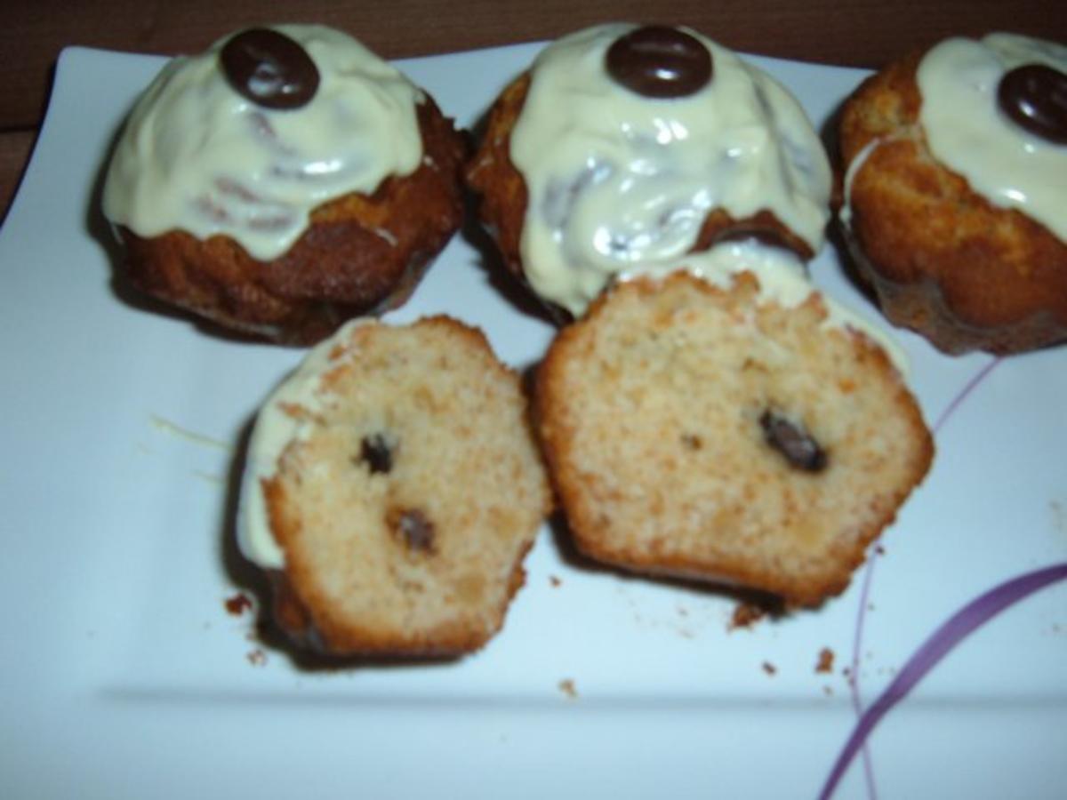 Kuchen :  Muffins mit Moccabohnen, Marzipan und Amaretto - Rezept - Bild Nr. 8