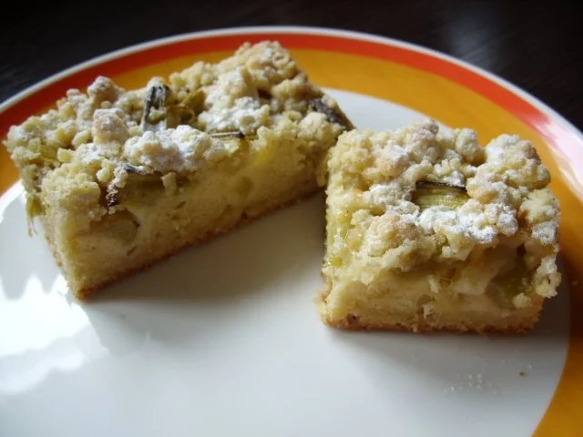 Rezept: Schneller Rhabarberkuchen Schneller Rhabarberkuchen - Rezept