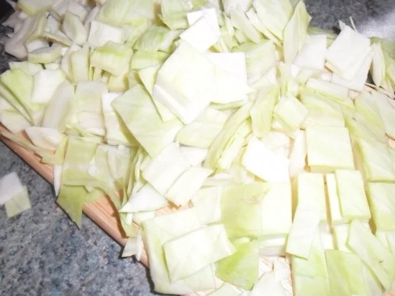 Rezept: herzhaftes süppchen mit markklößchen und farfalle Bild Nr. 4 herzhaftes süppchen mit markklößchen und farfalle - Rezept - Bild Nr. 4