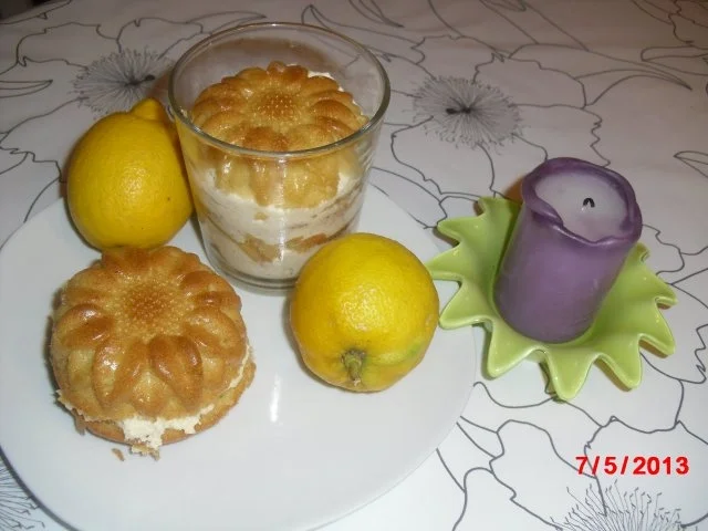 Mascarpone-Creme im Blütenmuffin, - Rezept