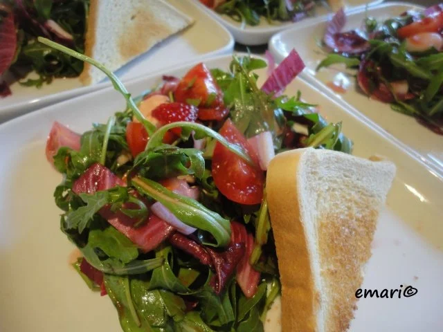 Rezept: Erdbeer - Caprese - Salat Erdbeer - Caprese - Salat - Rezept