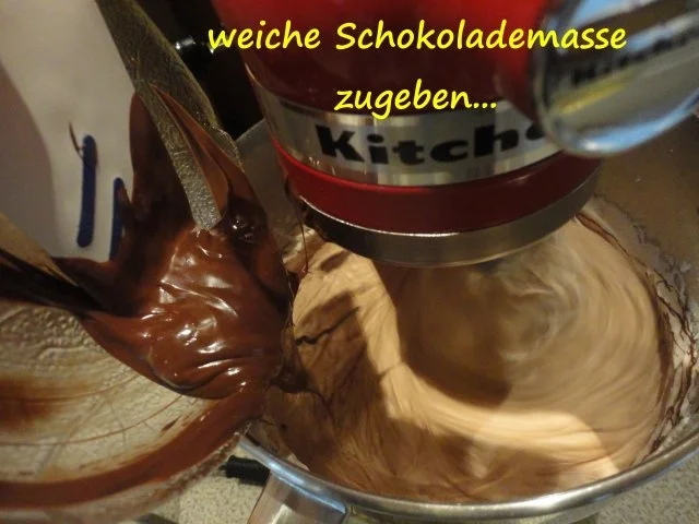 Schnee Torte mit Topfen Obers Frucht Creme - Rezept - Bild Nr. 5