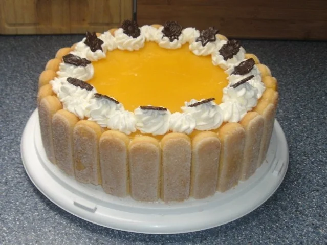 Rezept: Pfirsich-Joghurt-Torte Pfirsich-Joghurt-Torte - Rezept