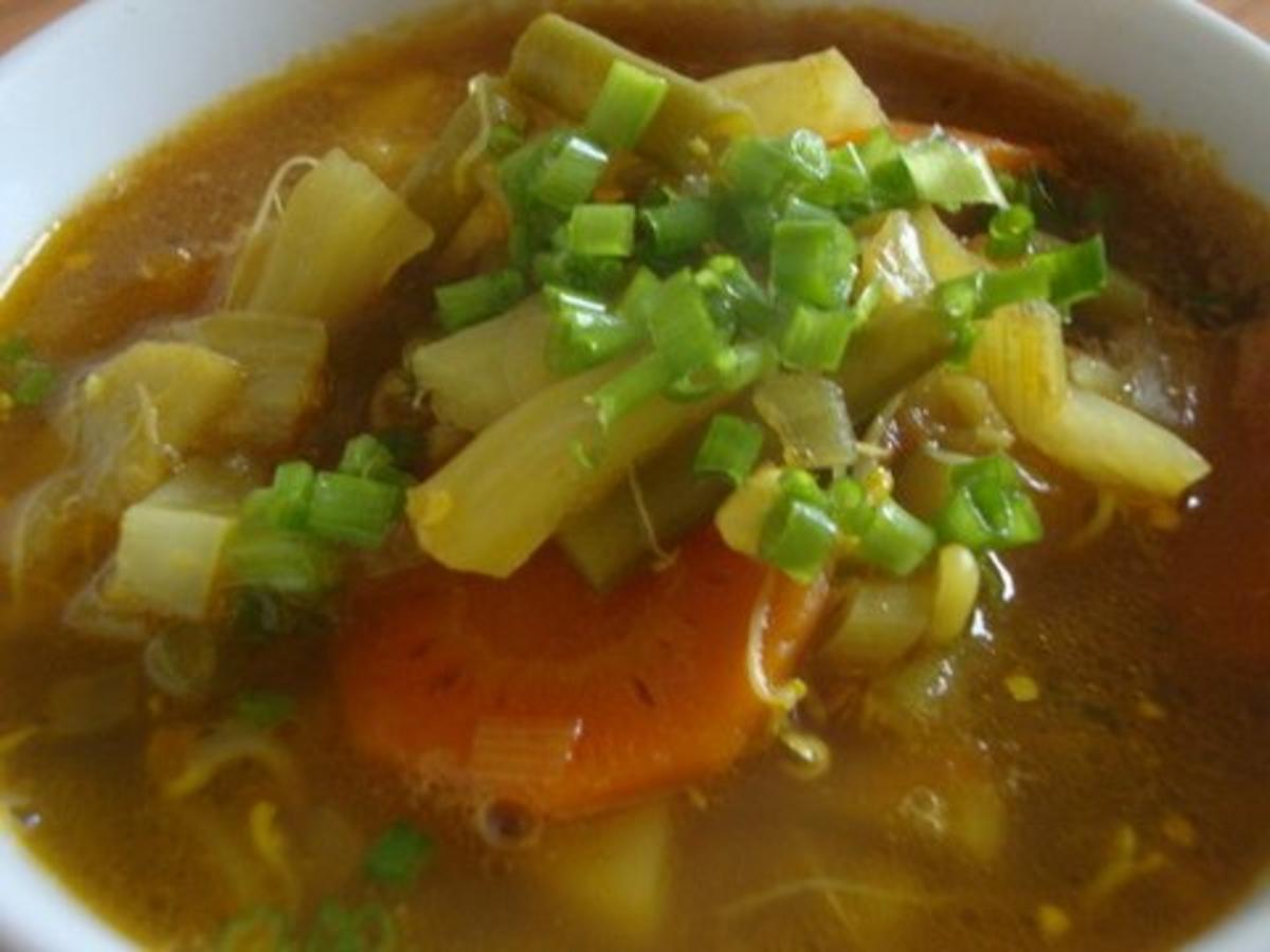 Würzige Gemüsesuppe - einfach - von SuppenGeniesser