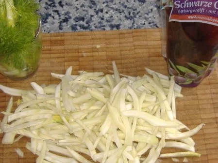 Rezept: Spaghetti mit frischem Thunfisch und Fenchel Bild Nr. 3 Spaghetti mit frischem Thunfisch und Fenchel - Rezept - Bild Nr. 3