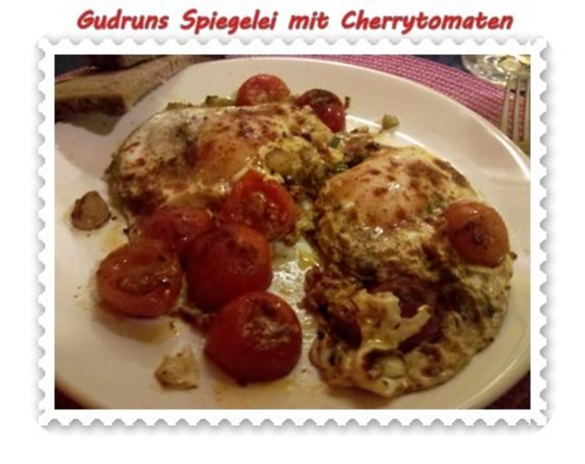 Bilder für Eier: Spiegelei mit Cherrytomaten - Rezept