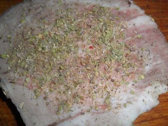 Rezept: gebundener schweinekamm mit ziegenkäse-äpfeln-zwiebeln-oregano Bild Nr. 6 gebundener schweinekamm mit ziegenkäse-äpfeln-zwiebeln-oregano - Rezept - Bild Nr. 6