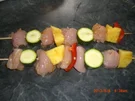 Rezept: Putenspieße mit Ananas und Zuchini Putenspieße mit Ananas und Zuchini - Rezept