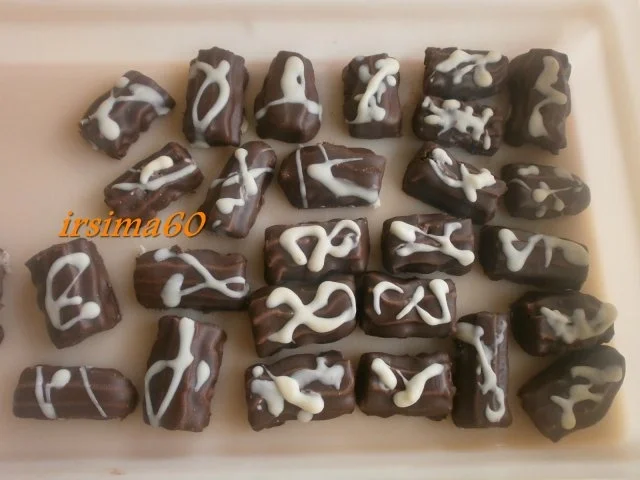 Konfekt/Süßes: Schokoladen - Quarkpralinen - Rezept - Bild Nr. 6