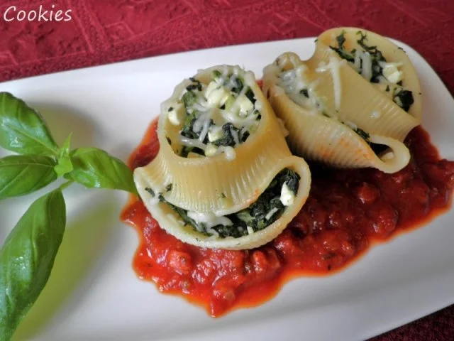 Lumaconi mit Spinat und Schafskäse .... - Rezept - Bild Nr. 2