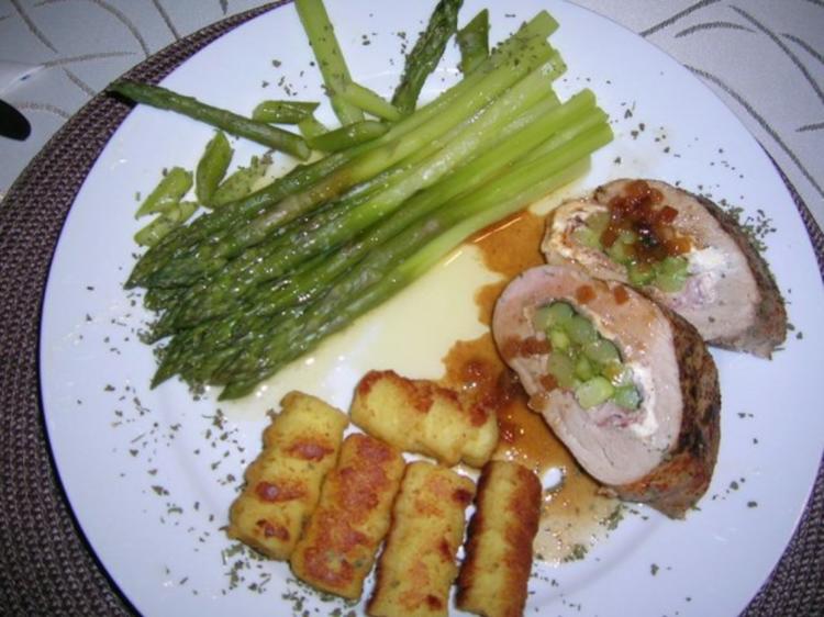 Schweinefilet, gefüllt mit grünem Spargel - Rezept - kochbar.de