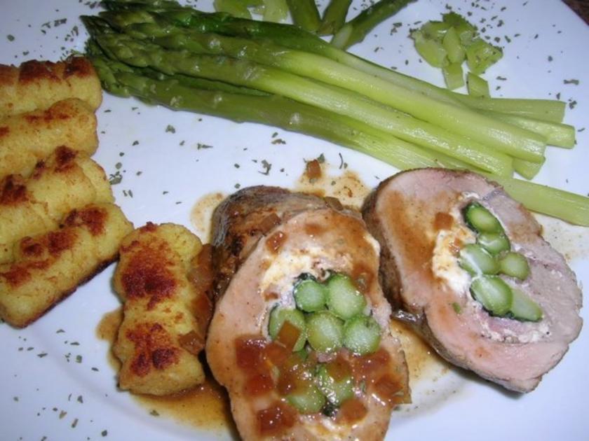 Schweinefilet, gefüllt mit grünem Spargel - Rezept - kochbar.de