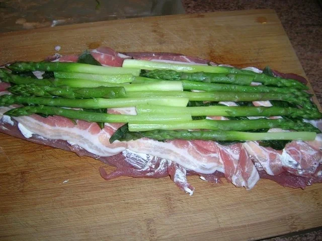 Schweinefilet, gefüllt mit grünem Spargel - Rezept - Bild Nr. 14