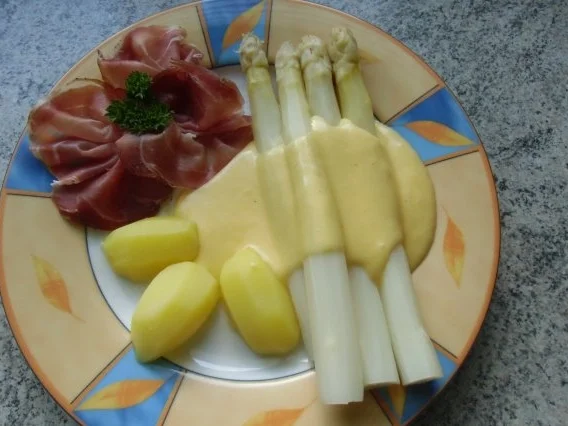 Rezept: ❤ Spargel mit Sauce - Hollandaise... & ...Tiroler Schinken... ❤ Bild Nr. 2 ❤ Spargel mit Sauce - Hollandaise... & ...Tiroler Schinken... ❤ - Rezept - Bild Nr. 2