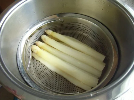 Rezept: ❤ Spargel mit Sauce - Hollandaise... & ...Tiroler Schinken... ❤ Bild Nr. 9 ❤ Spargel mit Sauce - Hollandaise... & ...Tiroler Schinken... ❤ - Rezept - Bild Nr. 9