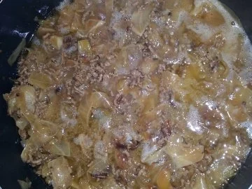 Rezept: Schmorkohl mit Hackfleisch Schmorkohl mit Hackfleisch - Rezept