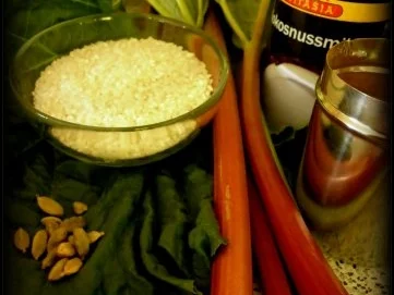 Kokosmilchreis mit  Gewürz-Rhabarber - Rezept - Bild Nr. 2