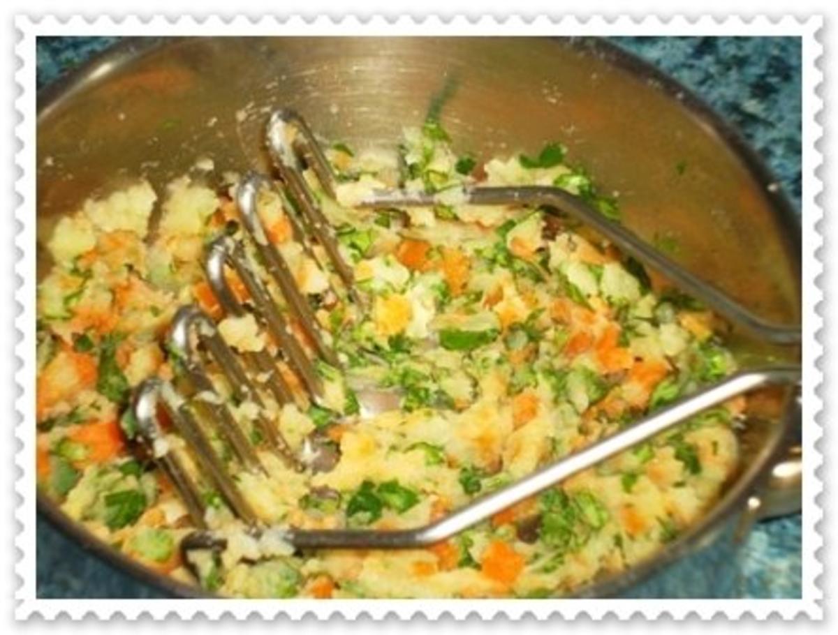 Kohlrabi Cremesuppe mit buntem Gemüsetürmchen - Rezept - Bild Nr. 16