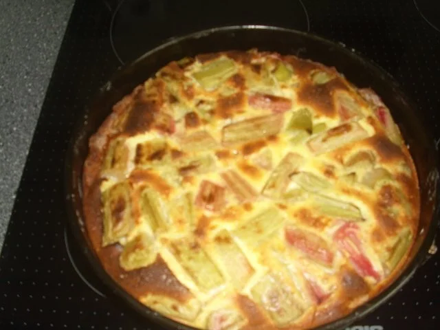 Rhabarber-Pudding Kuchen - Rezept - Bild Nr. 6