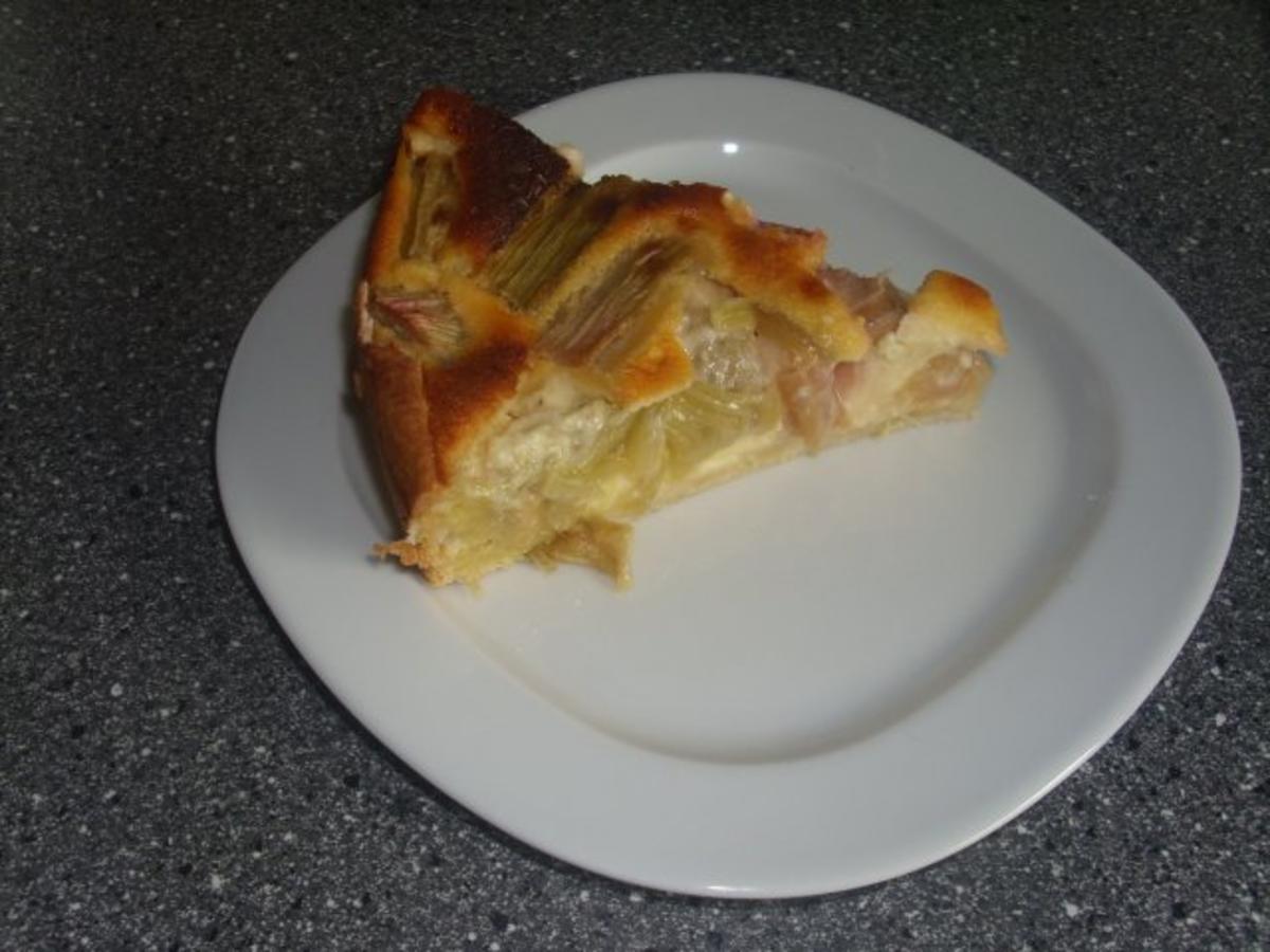 Rhabarber-Pudding Kuchen - Rezept mit Bild - kochbar.de