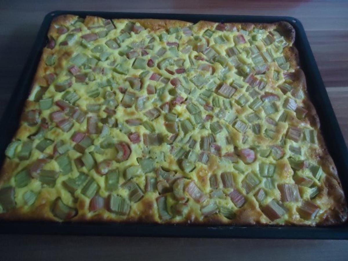 Rhabarber Pudding Kuchen - einfach - von Hoenowbear