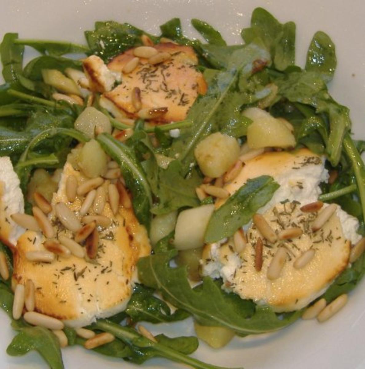 Warmer Bratkartoffelsalat mit Spargel,Rucola und Ziegenkäse - Rezept ...